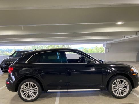 Used 2018 Audi Q5 Prestige w/ Prestige Package AWD/4WD image 5