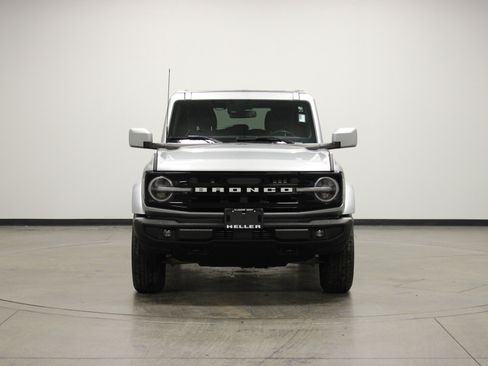 Used 2022 Ford Bronco Outer Banks image 4