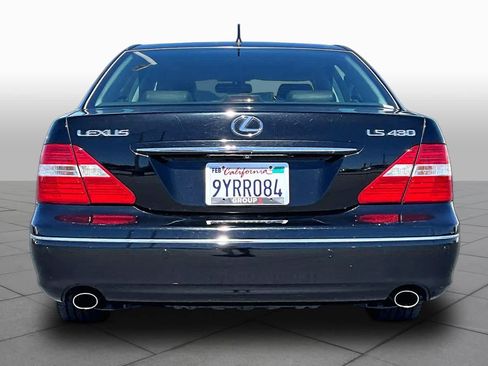 Used 2004 Lexus LS 430 RWD image 4
