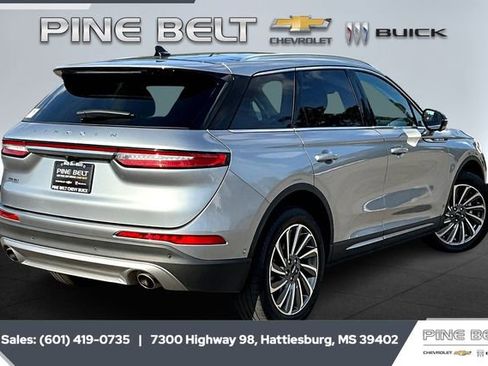 Used 2023 Lincoln Corsair Reserve w/ Equipment Group 202A image 11