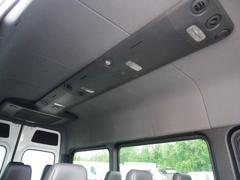 Used 2025 Mercedes-Benz Sprinter 2500 image 22