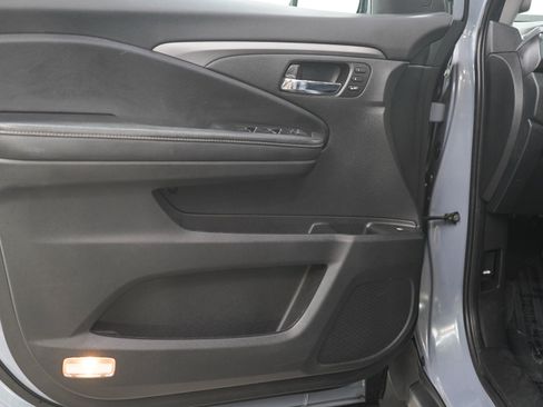 Used 2022 Honda Ridgeline RTL-E image 18
