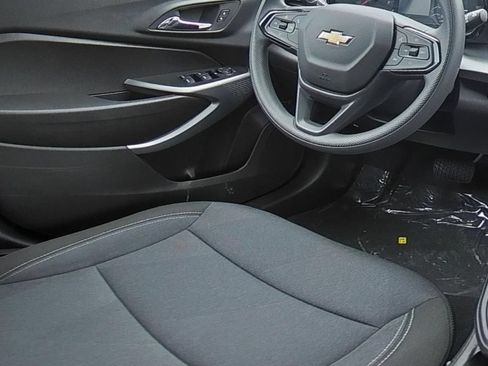 New 2026 Chevrolet Trax LS w/ LS Convenience Package FWD image 29