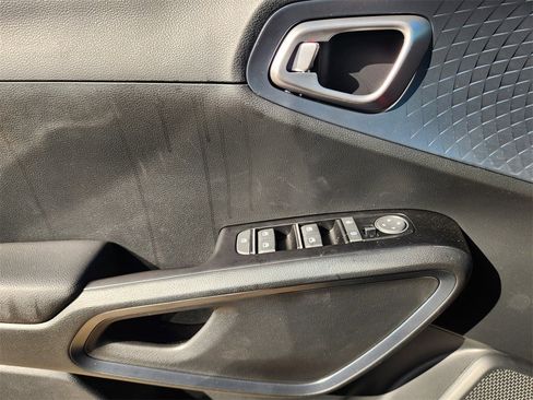 New 2025 Kia Soul EX image 16