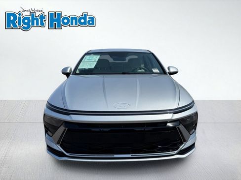 Used 2025 Hyundai Sonata SEL FWD image 5