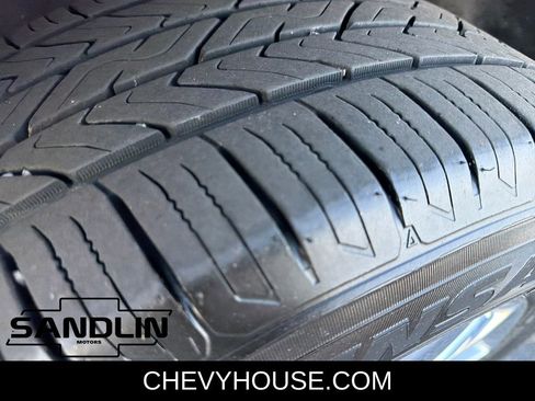 Used 2013 Ford Edge SEL image 33