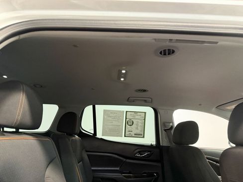 Used 2023 GMC Acadia AT4 image 70