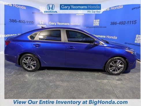 Used 2024 Kia Forte LXS w/ LXS Technology Package image 5