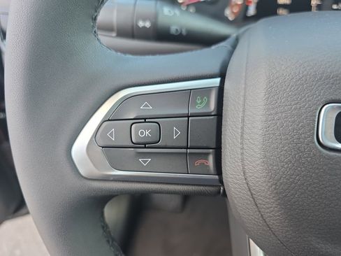 New 2026 Jeep Compass Latitude image 28