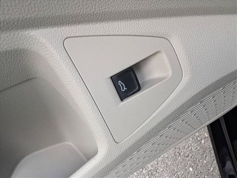 Certified 2025 Volkswagen Jetta S FWD image 26