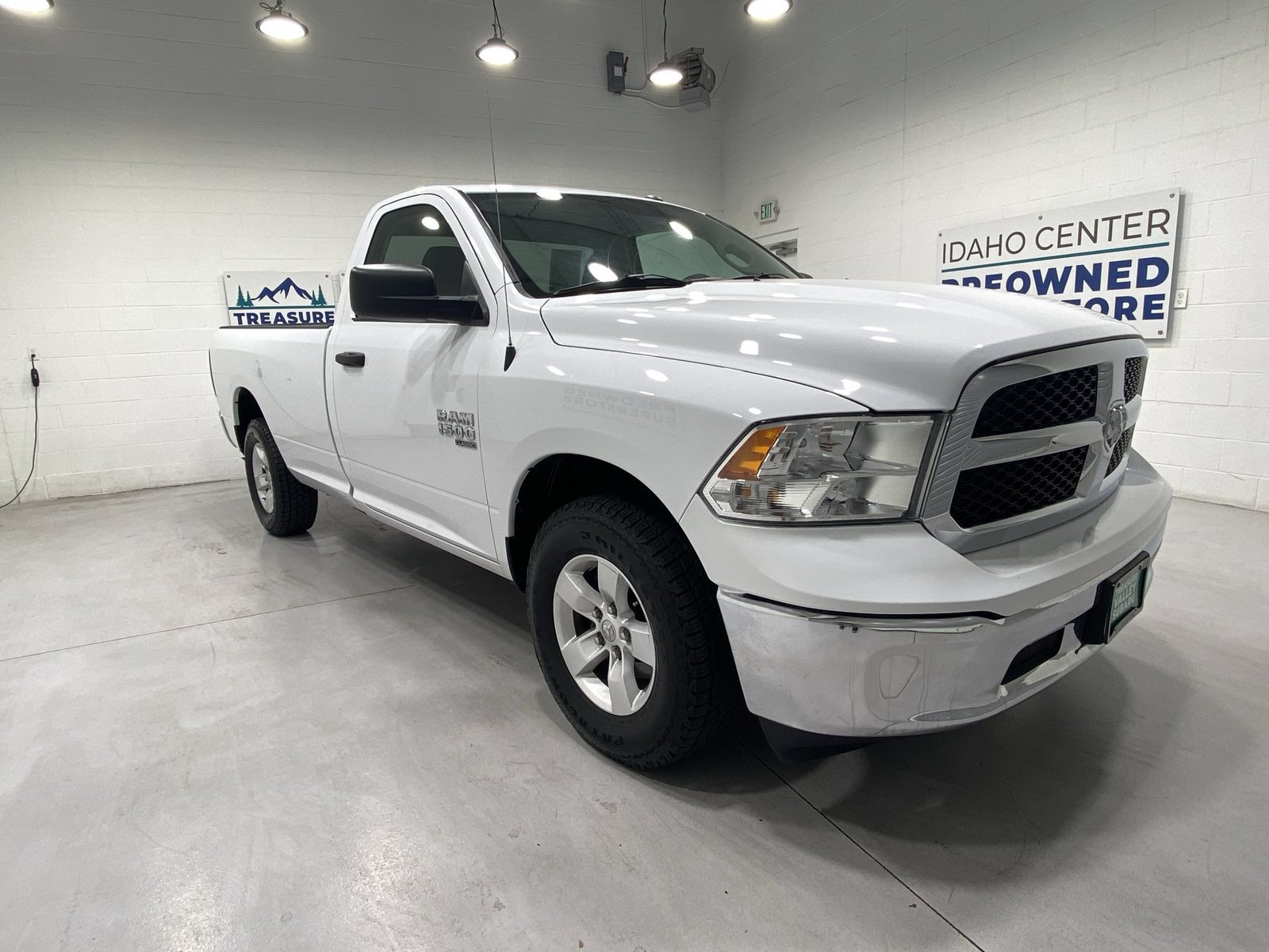 Used 2022 RAM 1500 Tradesman w/ Popular Equipment Group AWD/4WD image 2