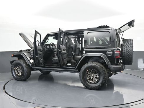 Used 2025 Jeep Wrangler Unlimited Rubicon 392 image 77