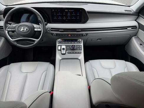 Used 2024 Hyundai Palisade SEL w/ Premium Package AWD/4WD image 12
