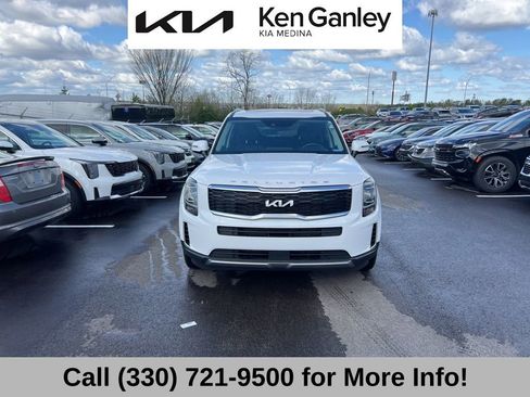 Certified 2022 Kia Telluride S AWD/4WD image 3