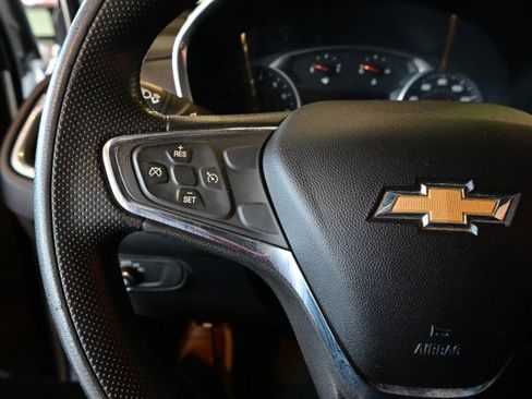 Used 2019 Chevrolet Equinox LT image 40