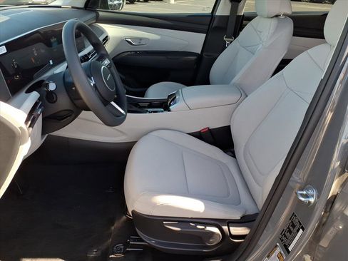 New 2026 Hyundai Tucson SE image 6