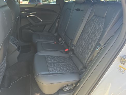 New 2026 Audi SQ5 Prestige AWD/4WD image 14