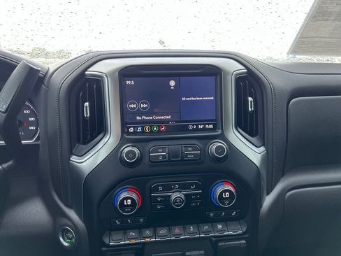 Used 2022 Chevrolet Silverado 1500 LTZ w/ LTZ Convenience Package II RWD image 10
