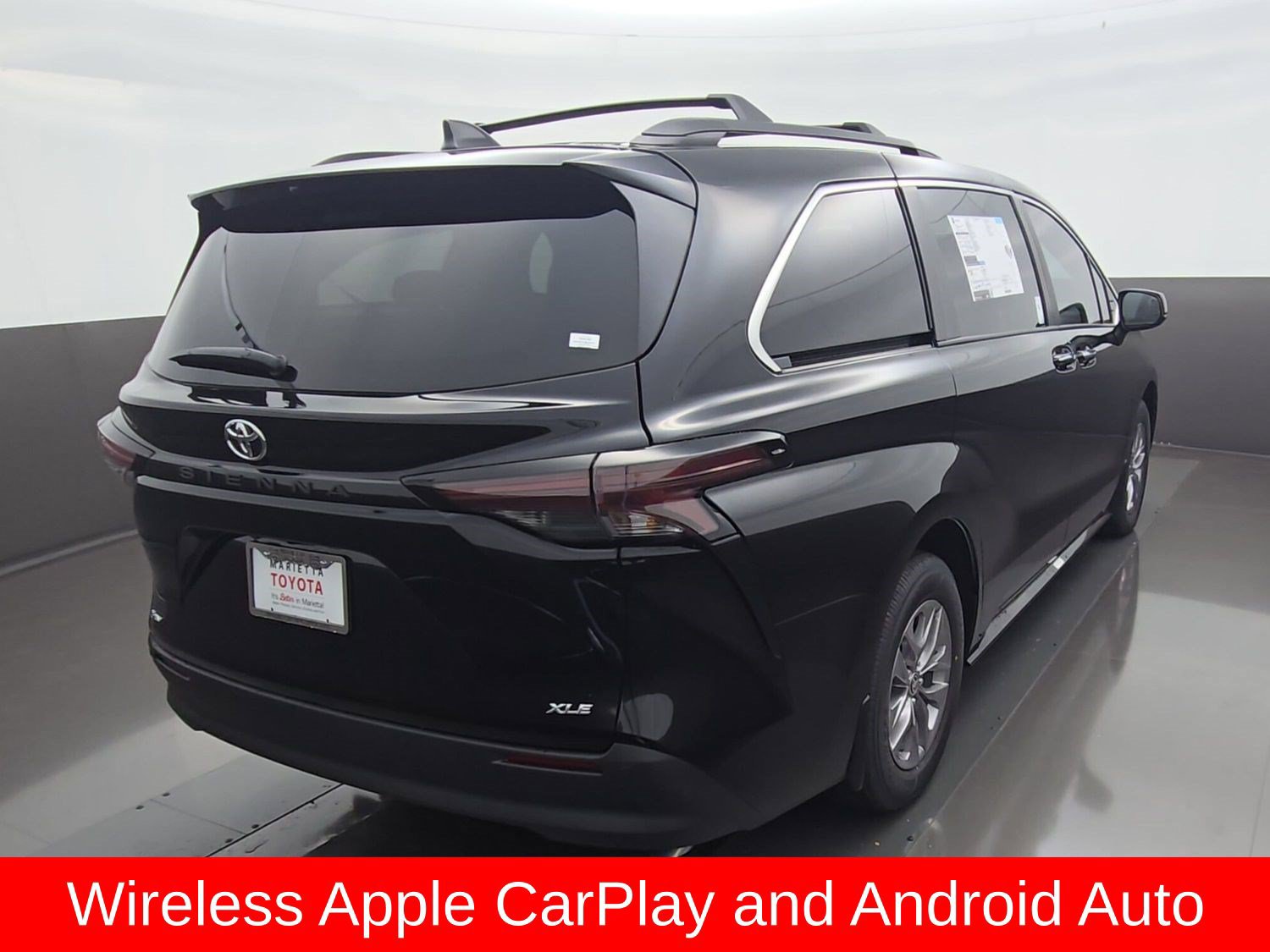 New 2026 Toyota Sienna XLE FWD image 10