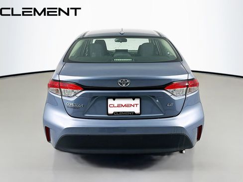 Used 2023 Toyota Corolla LE image 8