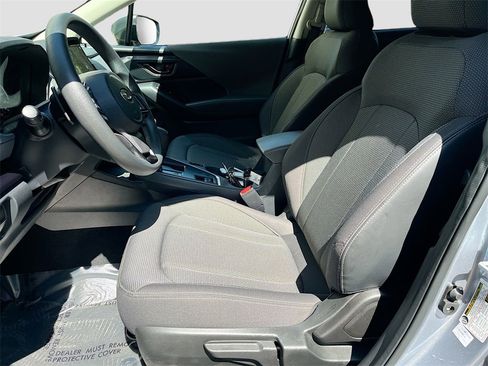 Used 2024 Subaru Crosstrek 2.0i Premium image 18