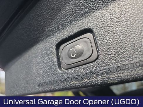 Used 2019 Ford Explorer XLT w/ Equipment Group 201A image 16