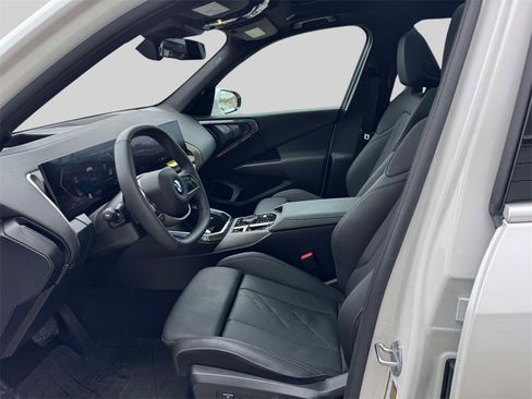 Certified 2025 BMW X3 xDrive30i image 11