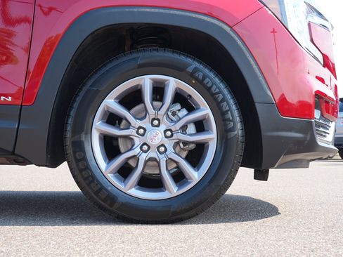 Used 2023 GMC Terrain SLT AWD/4WD image 11
