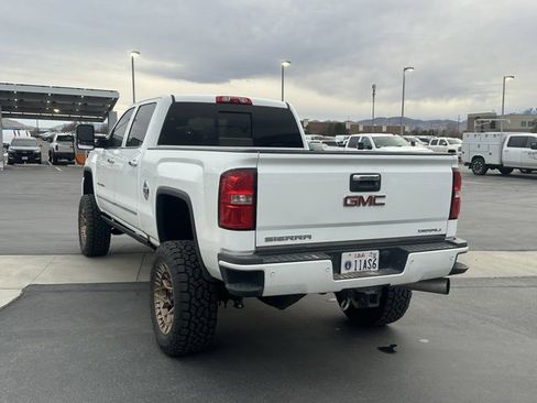 Used 2016 GMC Sierra 3500 Denali w/ Duramax Plus Package image 27