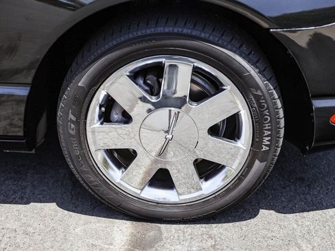 Used 2002 Ford Thunderbird RWD image 12