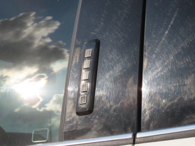 Used 2022 Ford F250 Platinum AWD/4WD image 16