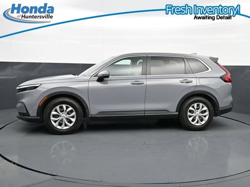 Used 2025 Honda CR-V LX image 6