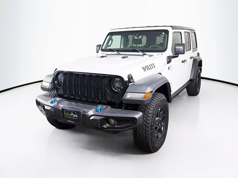 Used 2023 Jeep Wrangler Unlimited w/ 8.4" Radio Group AWD/4WD image 3