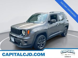 Certified 2021 Jeep Renegade Latitude w/ Trailer Tow Group image 1