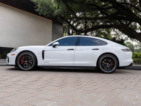 Used 2023 Porsche Panamera GTS AWD/4WD image 17