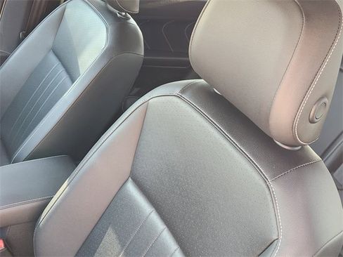 Used 2024 Volkswagen Tiguan Wolfsburg Edition image 24