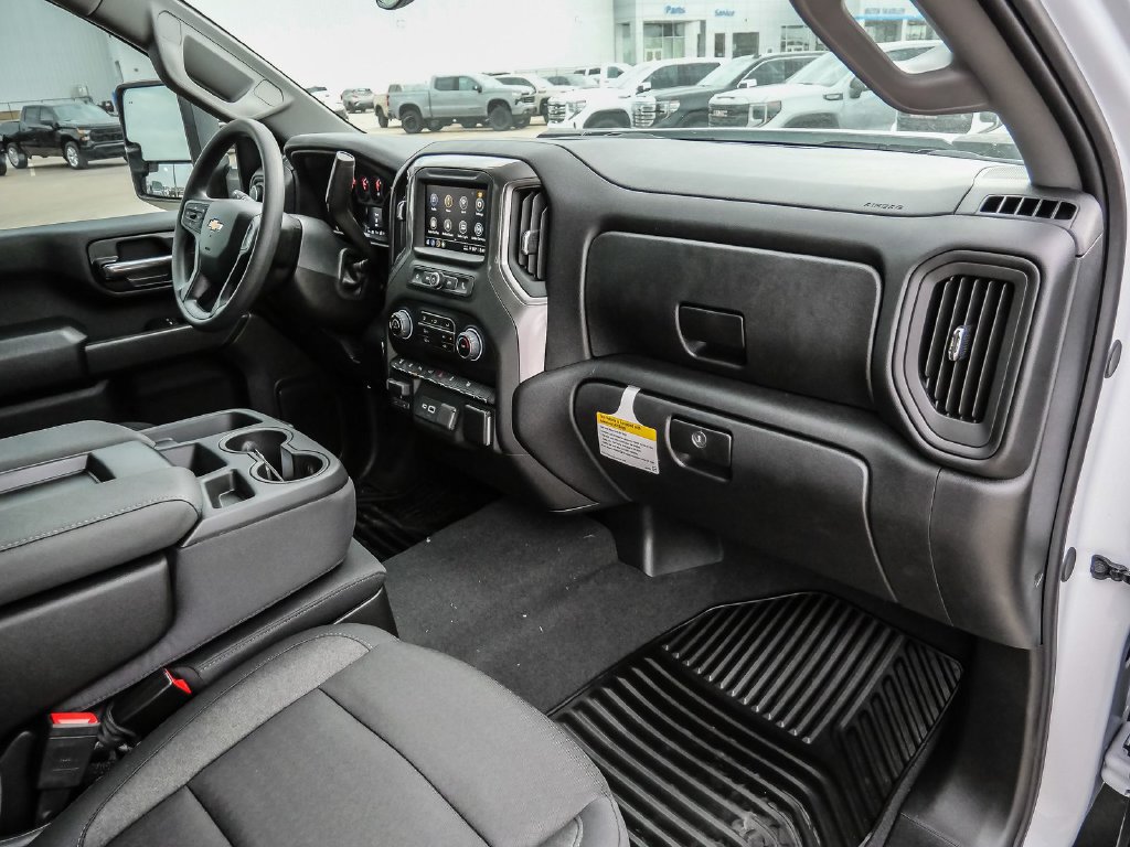 New 2026 Chevrolet Silverado 2500 Custom w/ Custom Value Package AWD/4WD image 15