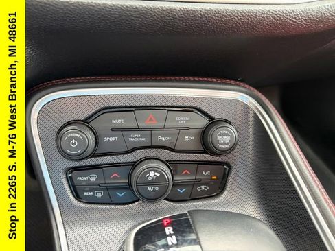 Used 2018 Dodge Challenger GT w/ Driver Convenience Group AWD/4WD image 38