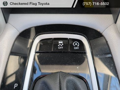 Used 2023 Toyota Corolla Cross LE image 20