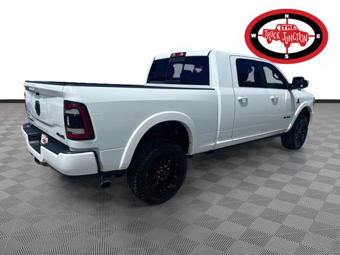 Used 2022 RAM 2500 Limited w/ Night Edition AWD/4WD image 7