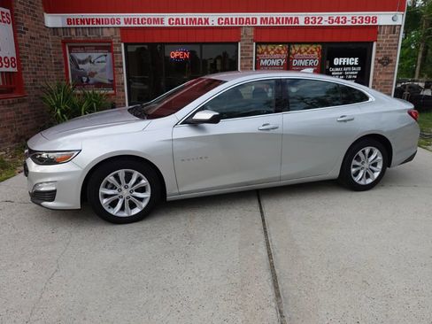 Used 2022 Chevrolet Malibu LT image 1