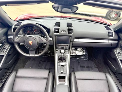 Used 2015 Porsche Boxster RWD image 15