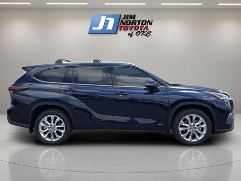 New 2026 Toyota Highlander Limited AWD/4WD image 4