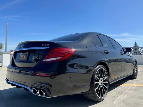 Used 2019 Mercedes-Benz E 53 AMG AMG E 53 AWD 4MATIC 4dr Sedan image 19