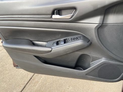 Used 2024 Nissan Altima 2.5 SV image 45