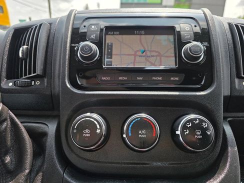Used 2019 RAM ProMaster 1500 w/ Interior Convenience Group FWD image 9