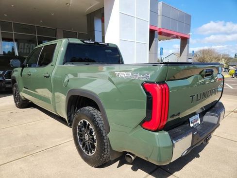 Used 2022 Toyota Tundra SR5 w/ TRD Off-Road Premium Package image 9