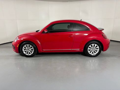 Used 2019 Volkswagen Beetle 2.0T S FWD image 6
