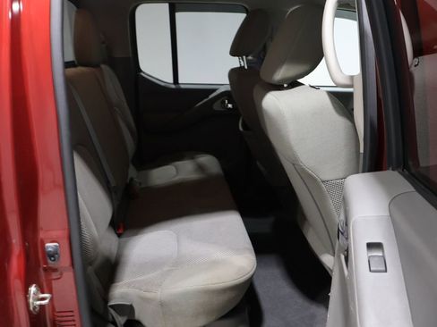 Used 2019 Nissan Frontier SV image 20