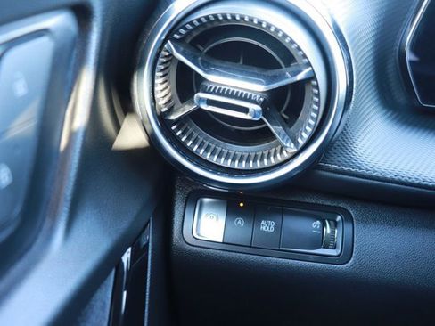 Used 2025 Chevrolet Equinox LT image 25